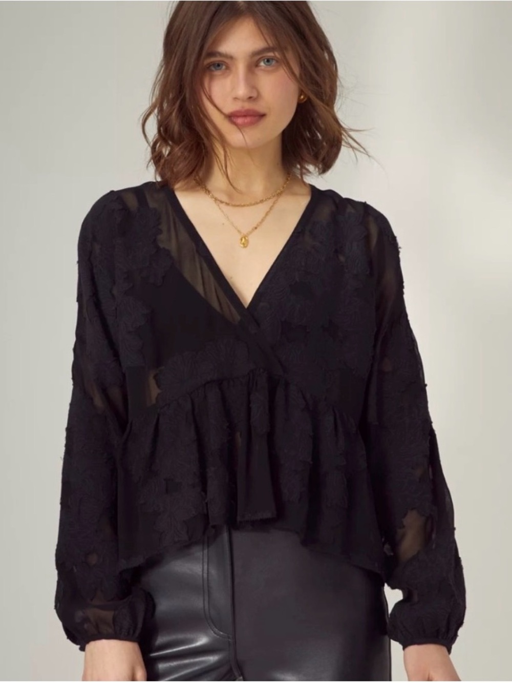 Aritzia Wilfred Black Peplum Blouse